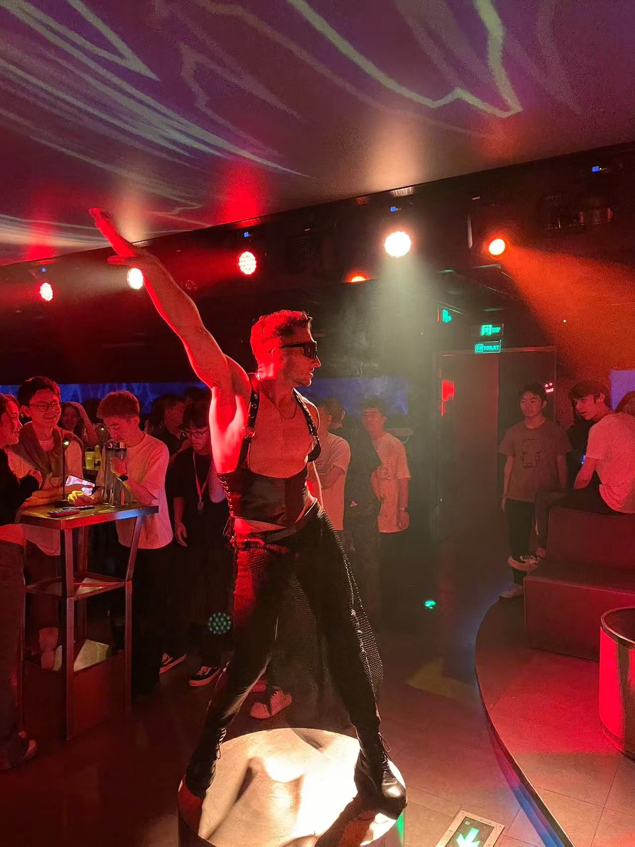 辽源商务ktv推荐低端场商务ktv选择-西安区ktv预订